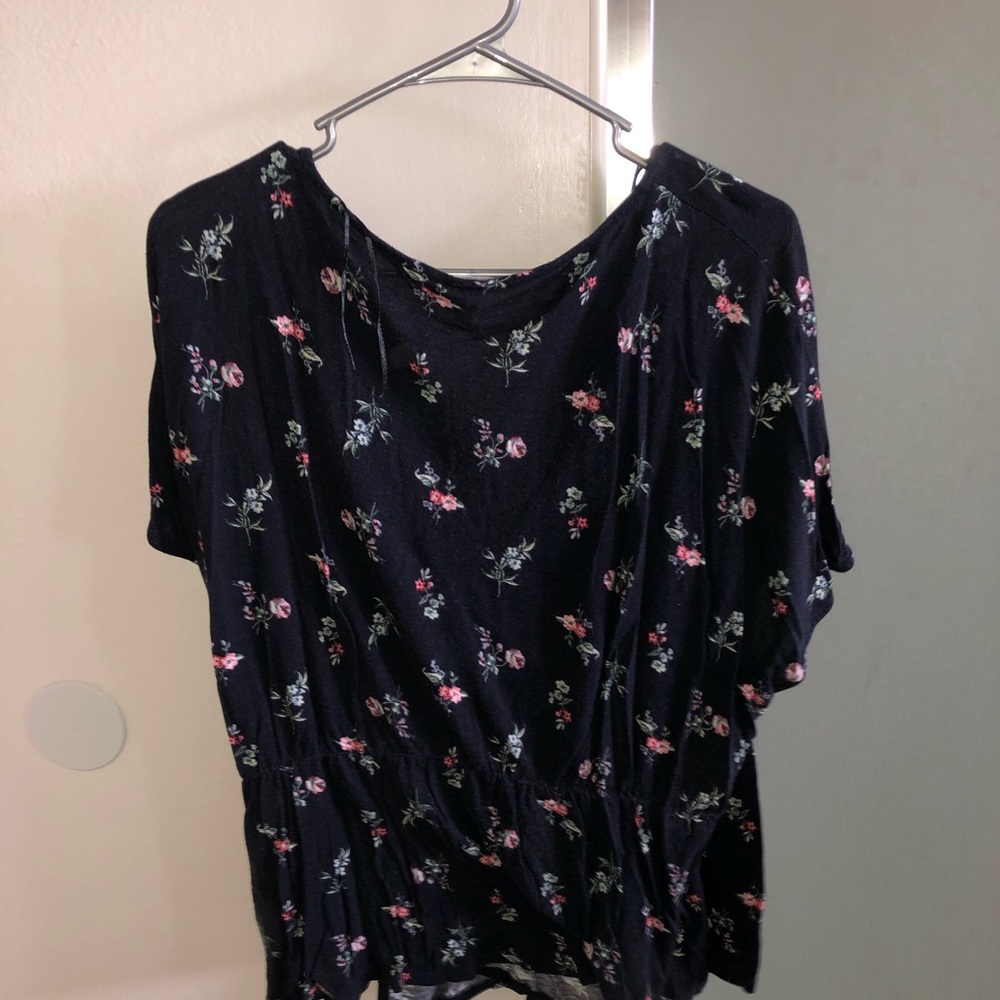 blouse - Picture 3 of 3